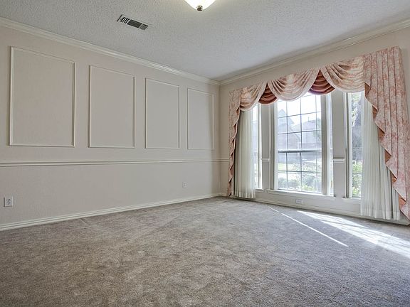4th image of 1617 Loblolly Ct