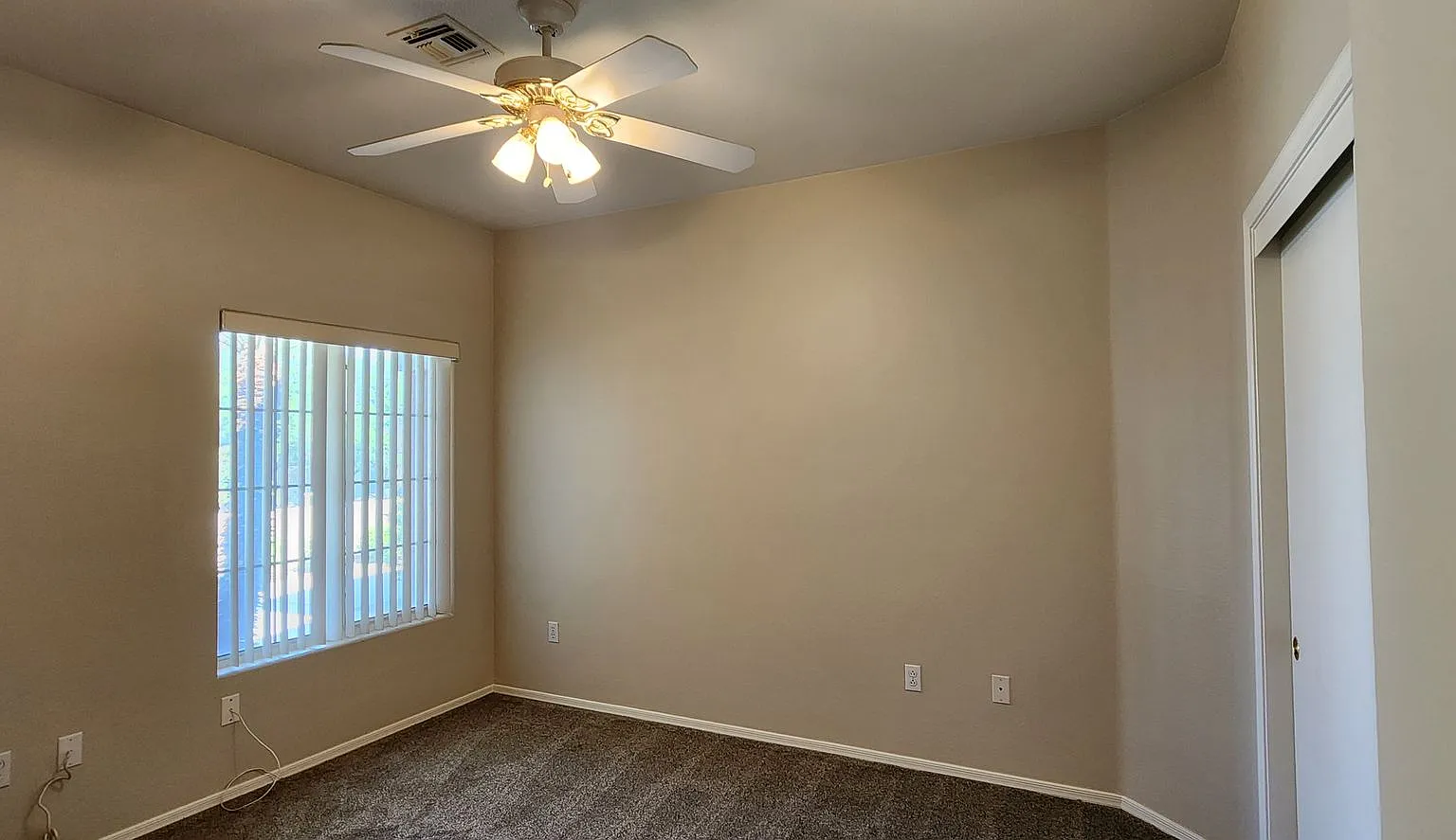 2 Bedroom Patio Home in Age Restricted Sun City Anthem — Photo 3