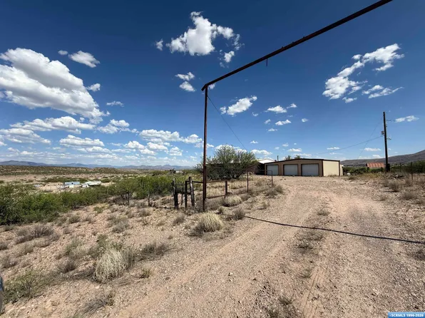 57 Morgan Ln, Buckhorn, NM 88025