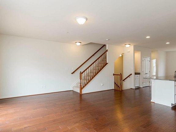 5th image of 7705 Owen Kellogg Ct