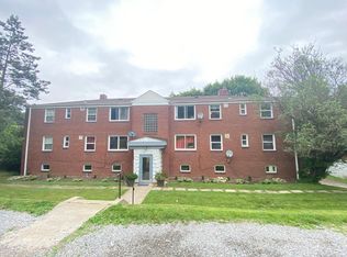 771 Cooke Dr #4, Pittsburgh, PA 15234