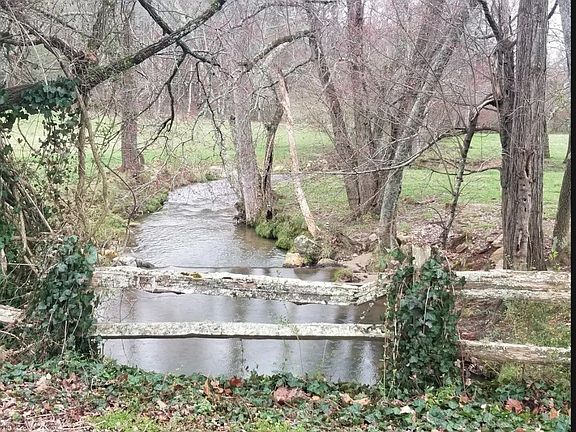 2nd image of 279 Conley Creek Cir