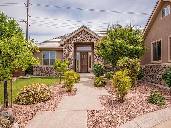 2nd image of 2122 E 2620 South Cir