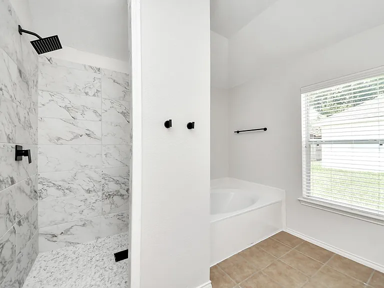 20418 Port Bishop Ln — Photo 31