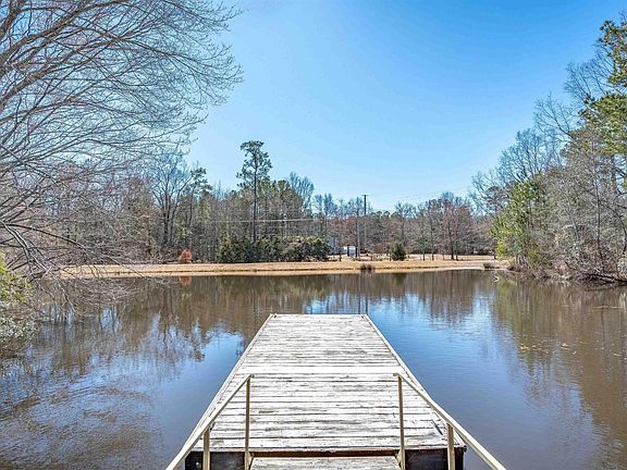 2nd image of 3600 Kennerly Rd