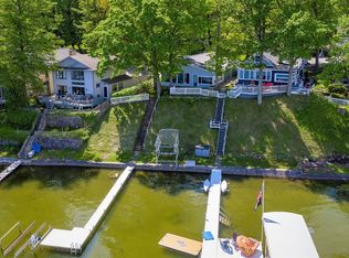 155 Ln 150 Crooked Lk, Angola, IN 46703