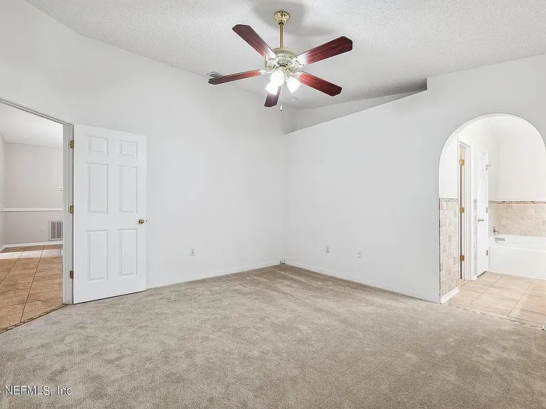11089 Englenook Dr — Photo 8