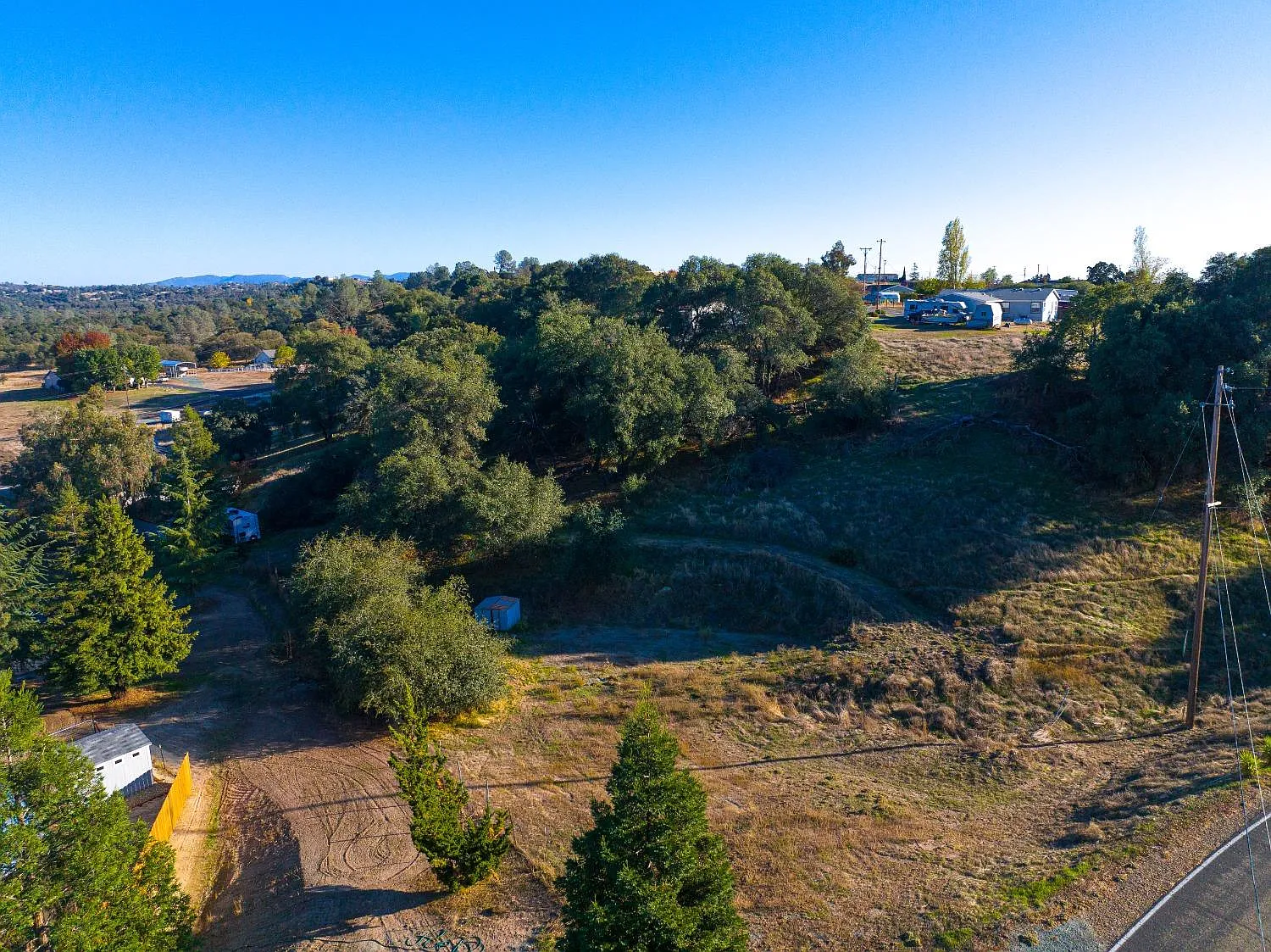 4665 Roadrunner Dr photo 1