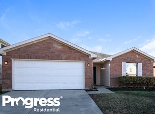 8916 Chisholm Trl, Aubrey, TX 76227
