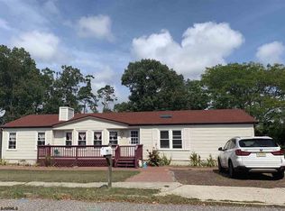 21 Defeo Ln, Somers Point, NJ 08244