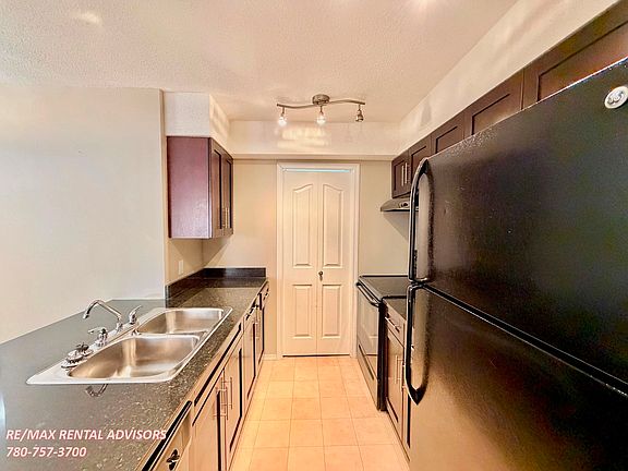 4th image of 11804 22nd Ave SW #412