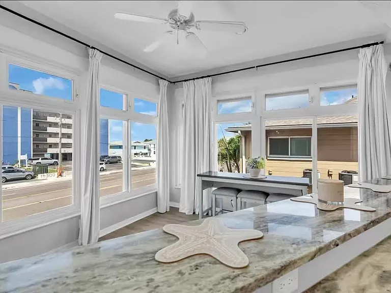 14249 Gulf Blvd — Photo 31