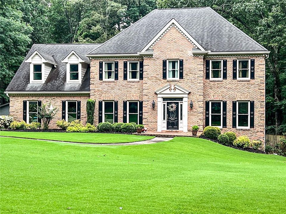 1st image of 1260 Silverwood Ct