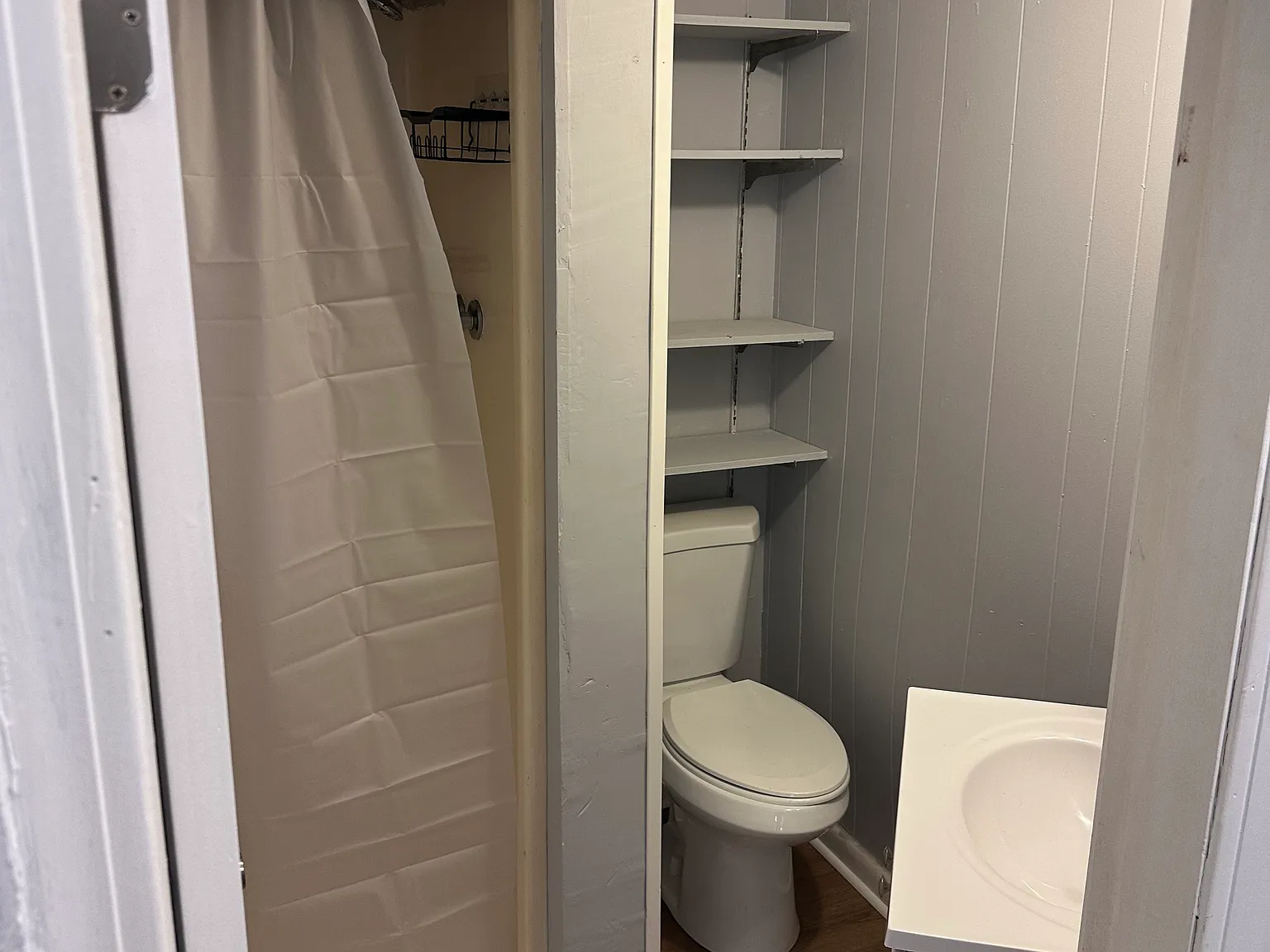 Studio, 400 sqft, $1,650 — Photo 4