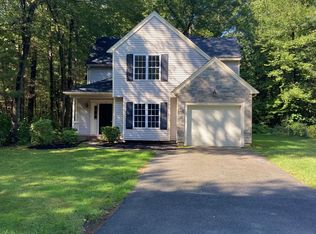 119 Lewis St, Franklin, MA 02038