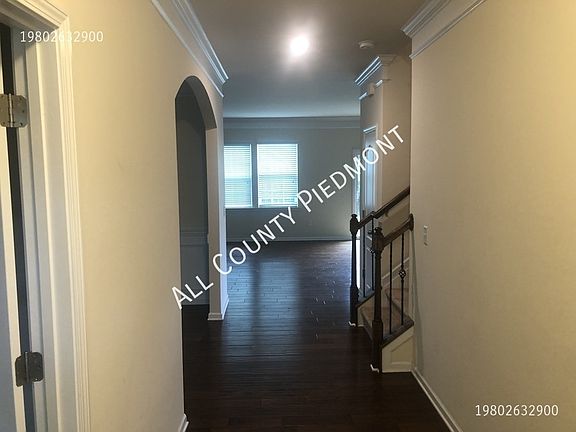 2nd image of 7711 Kelburn Ln