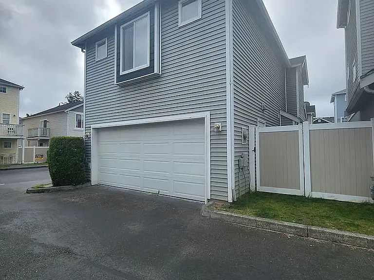 11216 3rd Ave E — Photo 15