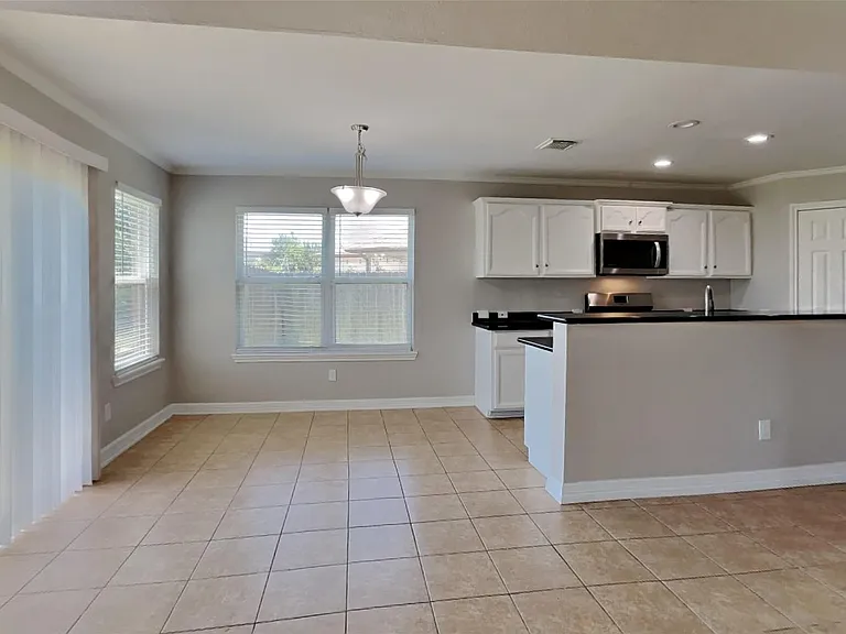 8803 Butterstone Ridge Ln — Photo 6