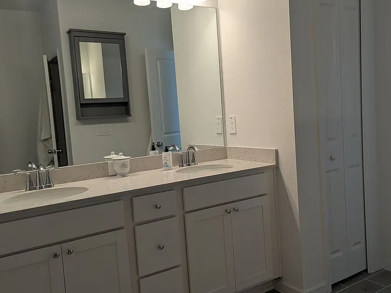 12568 NW 138th Dr — Photo 34