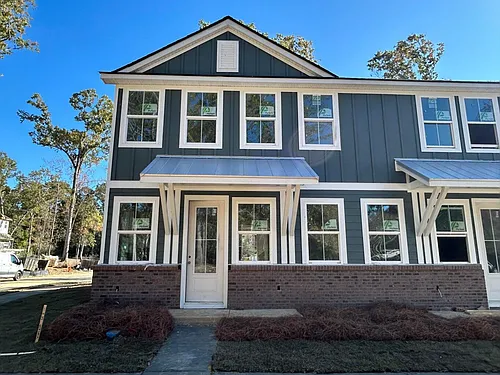 451 Martins Creek Blvd Photo 1