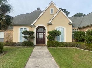 213 Masters Point Ct, Slidell, LA 70458