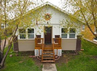 808 Harding St, Belle Fourche, SD 57717
