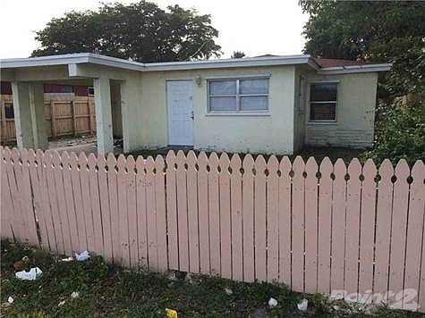 2nd image of 627 NW 9th Ave