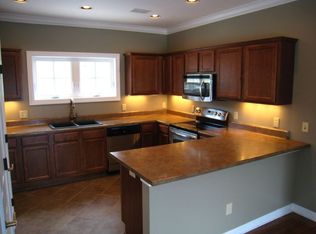Capital Hill Apartments #200, Auburn, AL 36830