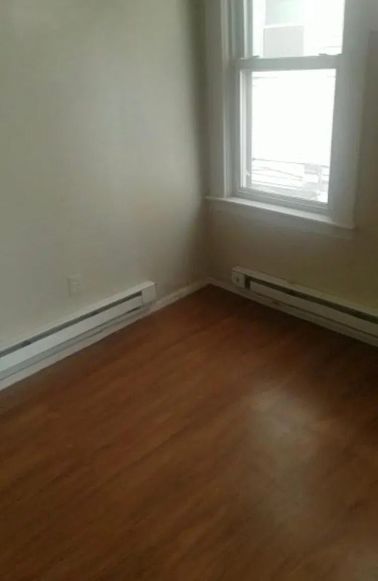 26 Ellis Ave — Photo 4