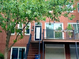 2825 N Wolcott Ave APT J, Chicago, IL 60657