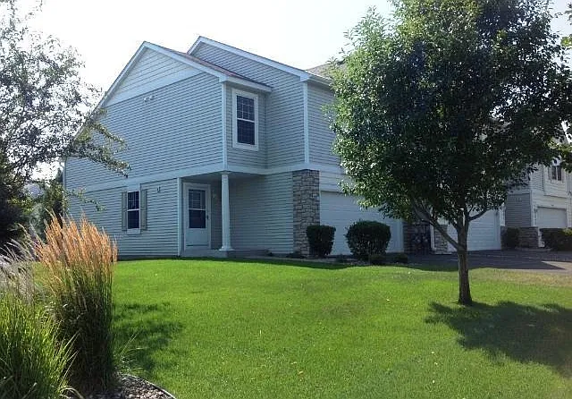 15657 Flight Ln — Photo 1
