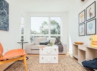 9 Cook St #2B, Brooklyn, NY 11206