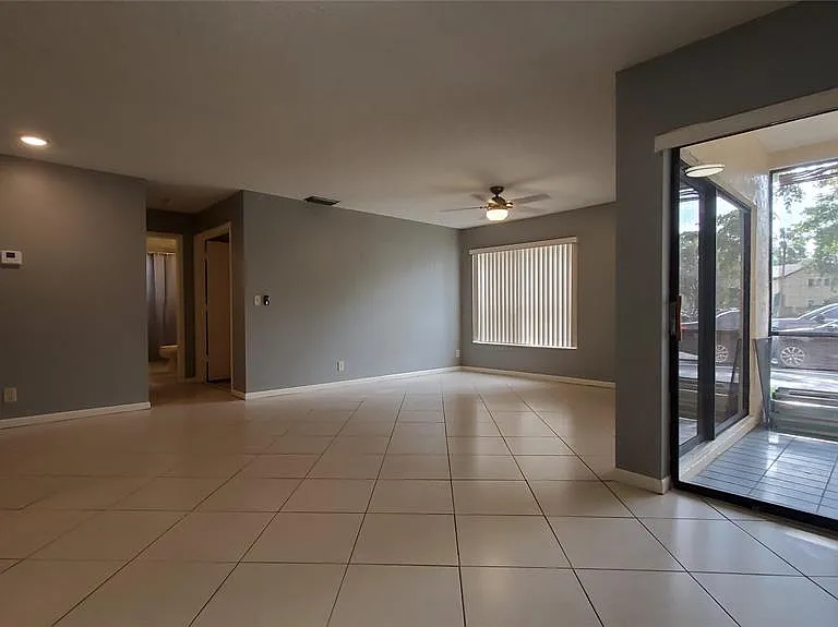3831 Cocoplum Cir #3592 — Photo 13