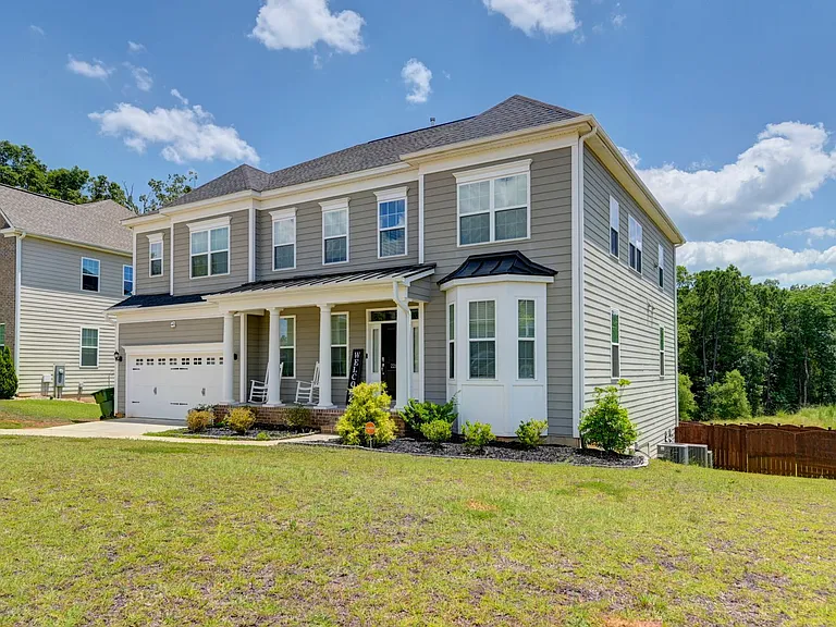 2286 Harvestwood Ln — Photo 2