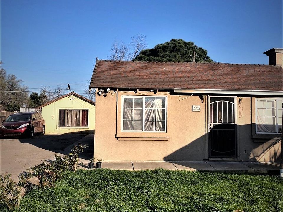 1st image of 2952 N Redwood Ave