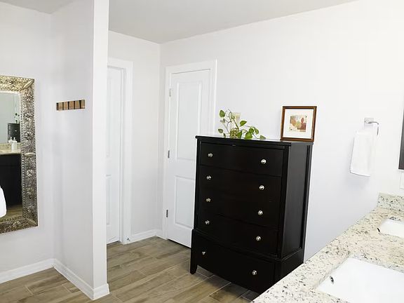 5th image of 685 Plains Blackfoot Dr