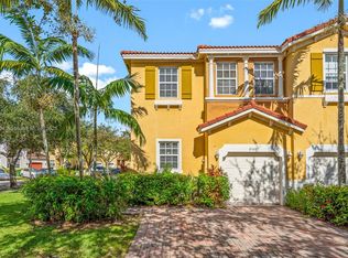 2109 NE 3rd Ct, Homestead, FL 33033