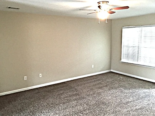 1523 Bradley Blvd — Photo 4