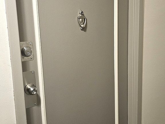 3rd image of 415 Wesley Ave APT 27