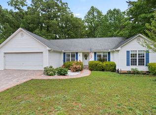 208 Laurelwood Dr, Boiling Springs, SC 29316