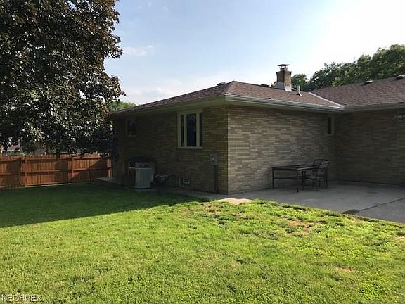5th image of 6783 Karen Dr