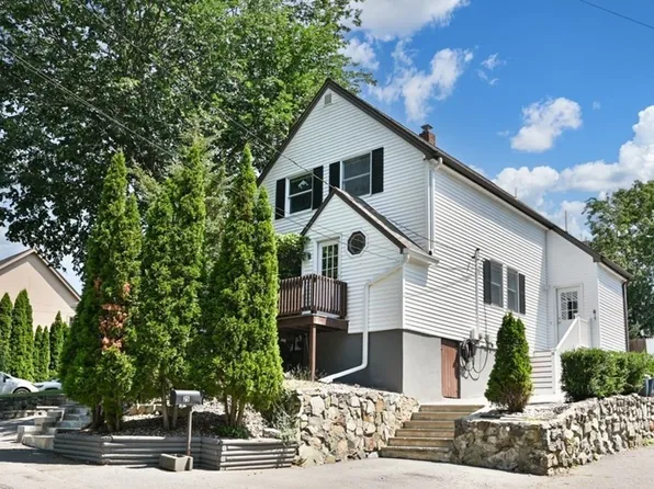 25 Ledge St, Melrose, MA 02176