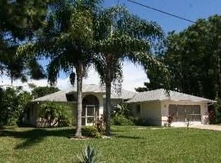 149 Fairway Rd, Rotonda West, FL 33947