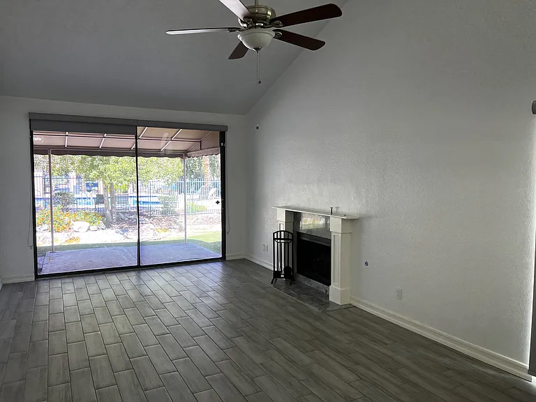 3396 Brookfield Dr — Photo 8