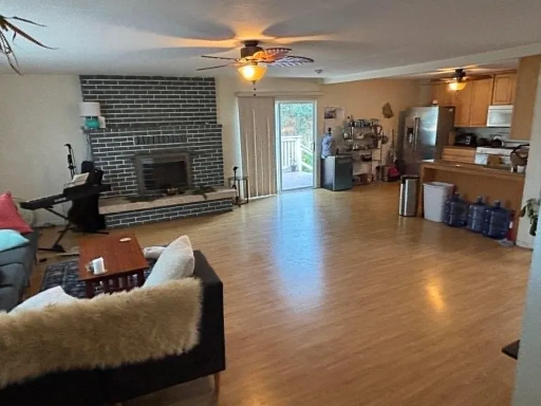 252 Brookside Ave — Photo 4