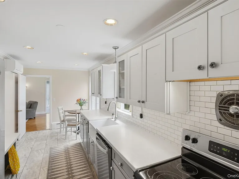 7 Lookout Ave — Photo 12