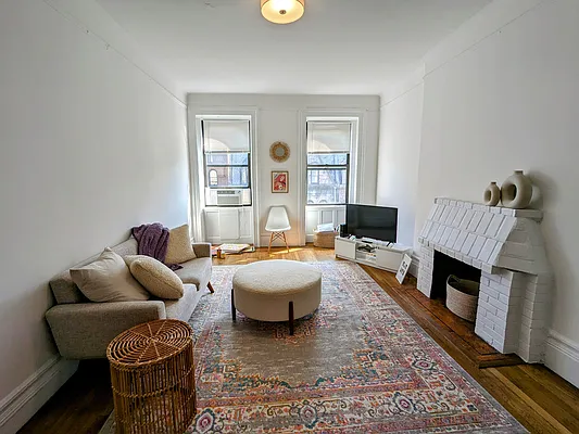 Rented by Guidance Realty Corp. | media 2