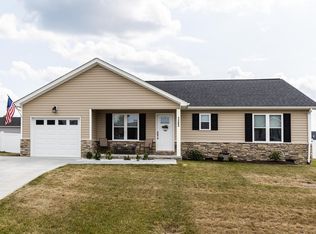 1303 Dulcimer Ln, Grottoes, VA 24441