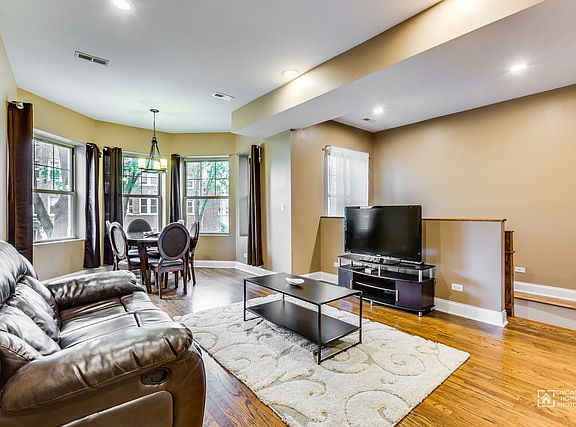 4th image of 1637 W Granville Ave APT 1