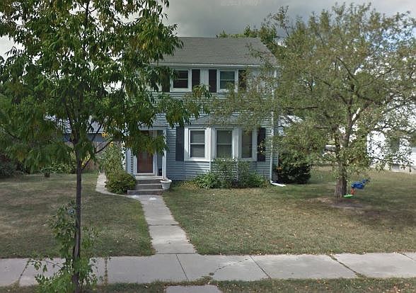 1st image of 608 6th Ave S